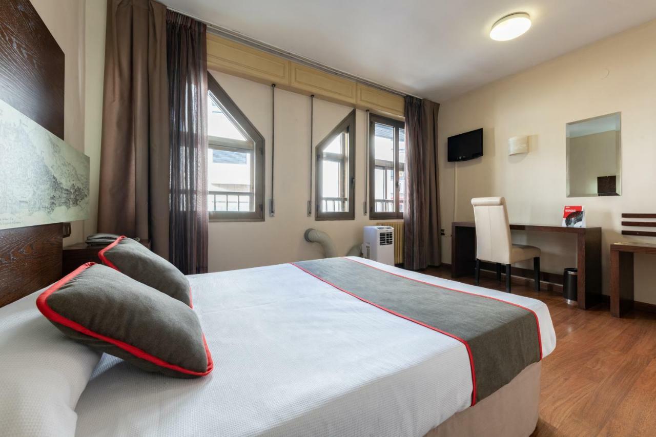 קואנקה Oyo Hotel Francabel מראה חיצוני תמונה