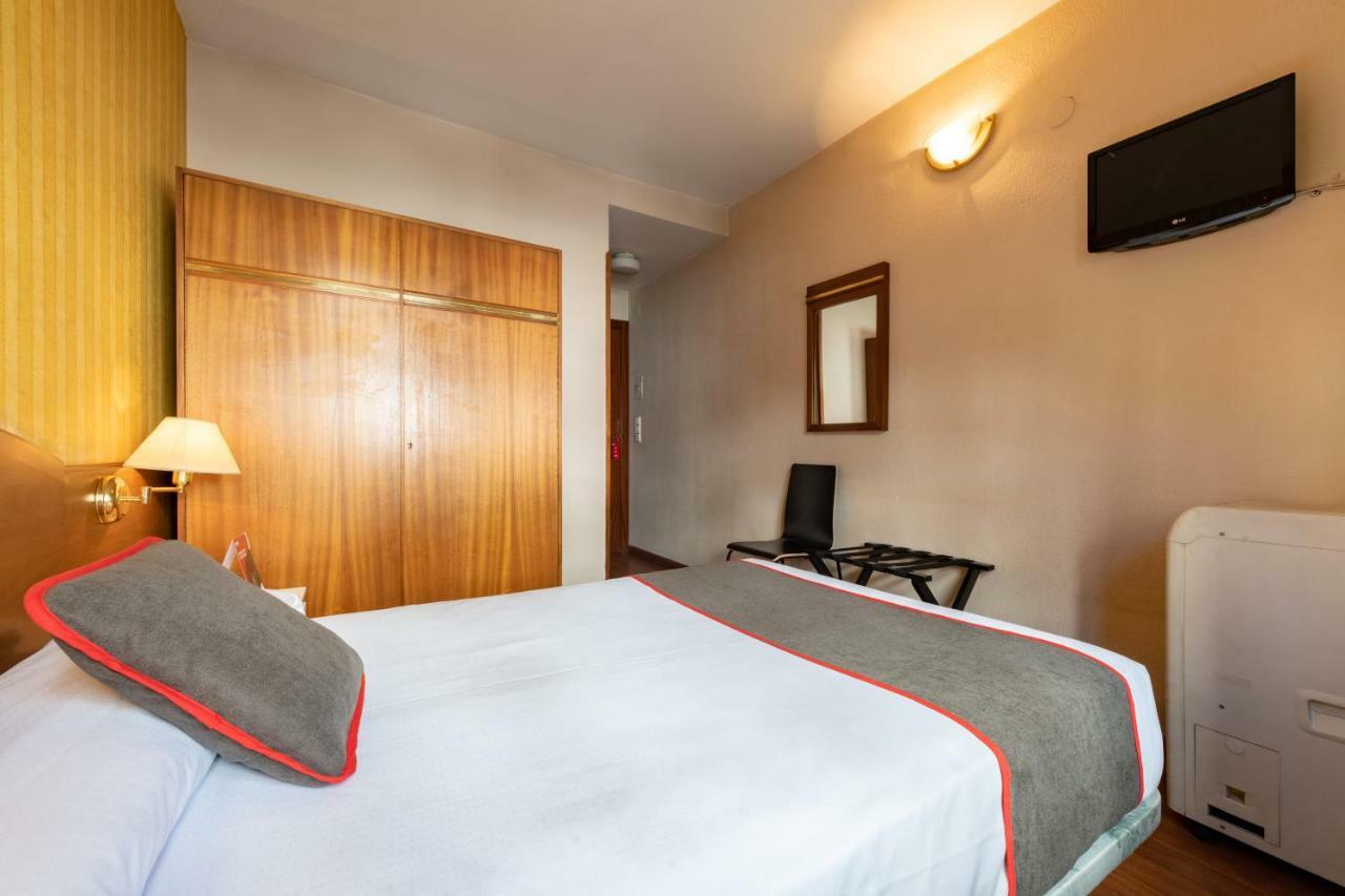 קואנקה Oyo Hotel Francabel מראה חיצוני תמונה